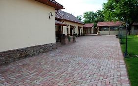 Ubytovanie Tri Ruze